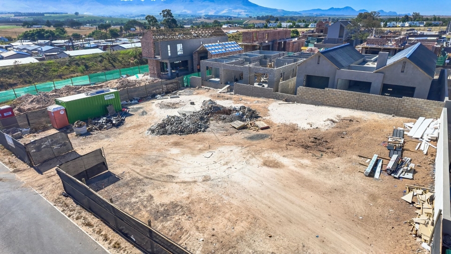 4 Bedroom Property for Sale in Longlands Country Estate Western Cape